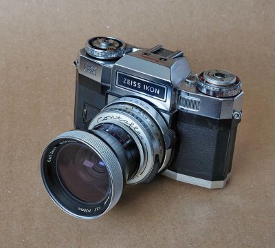 The Contaflex Super BC with the 35mm frontal lens group. 
