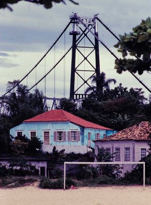 Florianpolis; the Herclio Luz Bridge (approx. 1985). 