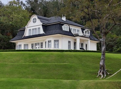 The owner house is now renewed.