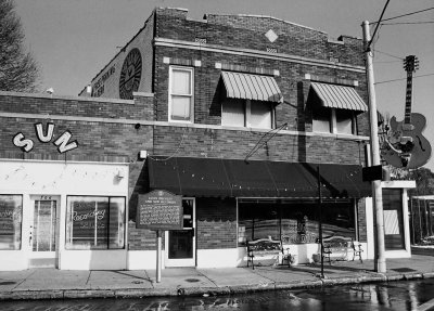 Sun studios, where Elvis Presley recorded his first song. 