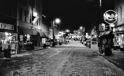 Beale street, classical place of several blues bars in Memphis, Tennessee. 