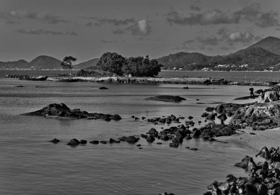 Approacing the Ponta do Coral.