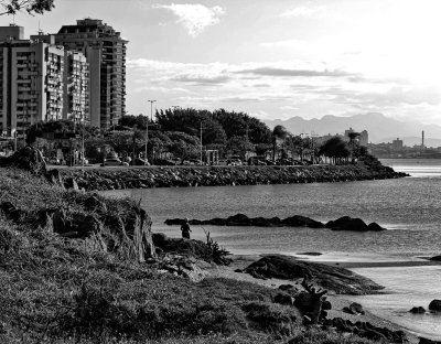 Avenue Beira-Mar Norte, seen from the Ponta do Coral.