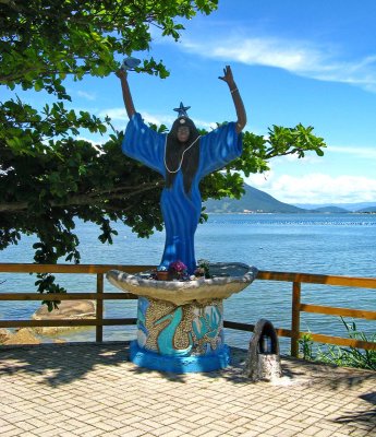 Ribeirão da Ilha; the Iemanjá goddess statue. 