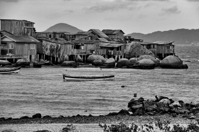 Ponta do Leal (2016); the houses by the beach. 