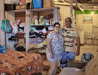 Ponta do Leal (2021); I was kindly invited to visit Isaias and Gicele's house.