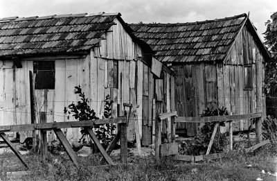 Vila Restinga; houses. 