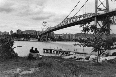 Using Old Kodak Tri-X with Contax RTS and Carl Zeiss lenses; Florianópolis area  (2022)