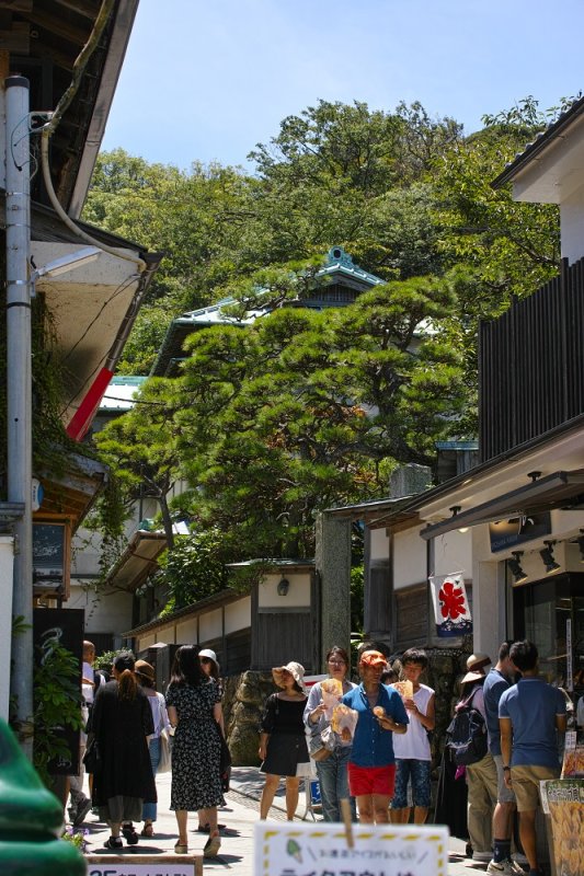 Benzaiten Nakamise Street