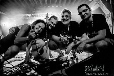 gresiblues19_54781.jpg