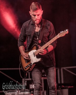 gresiblues19_59981.jpg