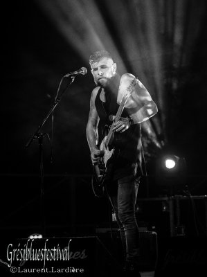 gresiblues19_60411.jpg