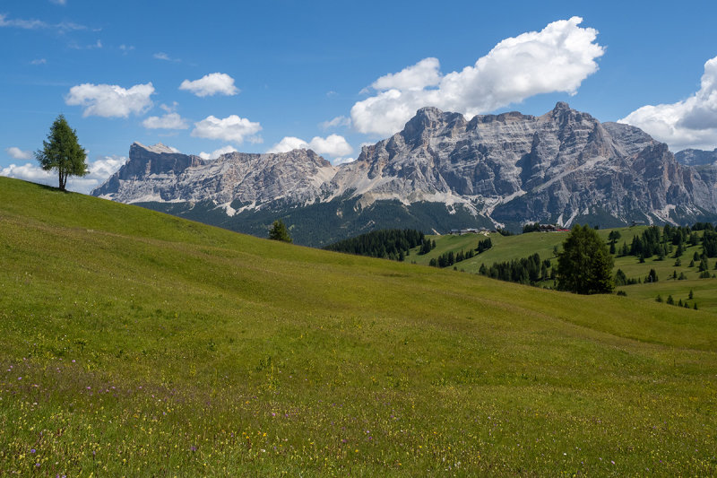 Sasso di Santa Croce e Gruppo Lavarella-Conturines