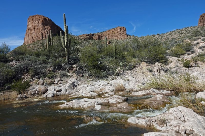  Apache Trail