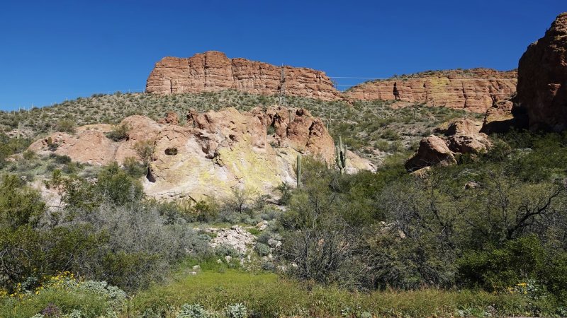  Apache Trail 