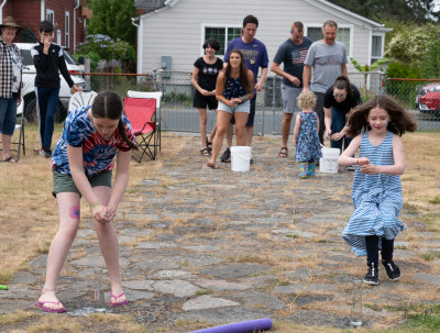Cousins relay racing