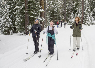Family cross country ski outing
