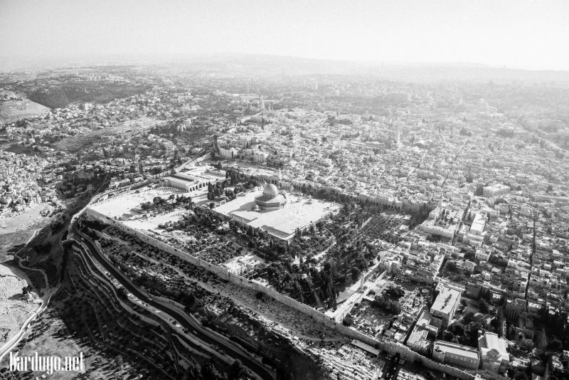 Jerusalem of black and white