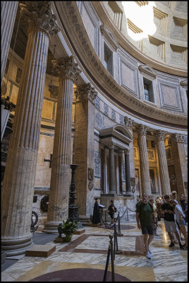 Inside the Pantheon...