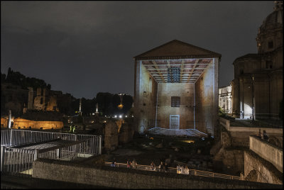 Forum Romanum at night...
