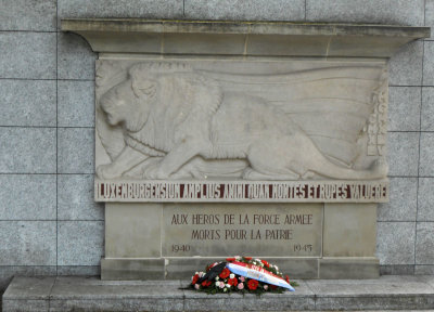  WW2 memorial near Courts area 