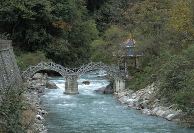  LaBa River and ornate bridge 