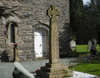 Coniston_St Andrews Church and War Memorial