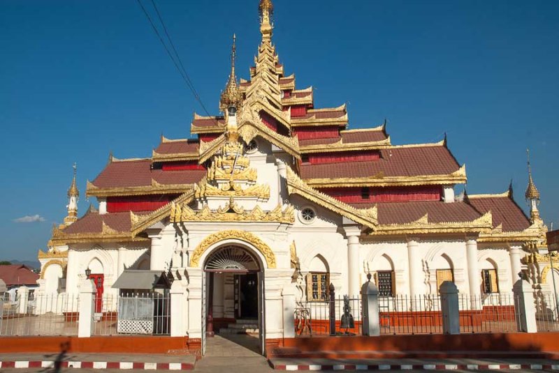Buddhist pagoda and temple, Kengtung, Myanmar