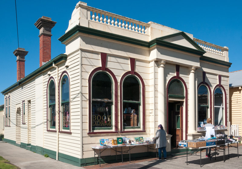 Country town book exchange at Wonthaggi, Victoria