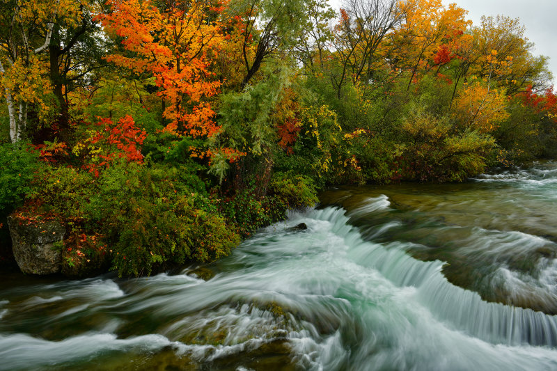 NY - Niagara Falls Niagara River 7.jpg