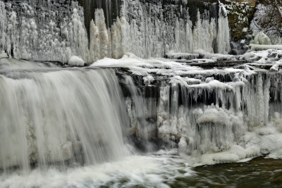 NY - Frozen Slayton Settlement Falls 2.jpg