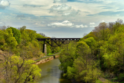 NY - Lockport Tressel & Erie Canal.jpg