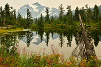 WA - North Cascades NP Mirror Lake 1.jpg