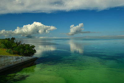 FL - Atlantic Ocean from 7 Mile Bridge in Florida Keys 4.jpg