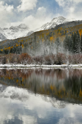 CO - San Juan Mountains FR7 Fall Pond Reflection 7.jpg