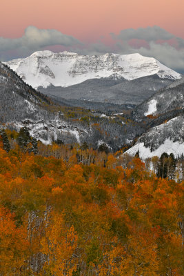 CO - Snowy Peak Earths Shadow 4.jpg