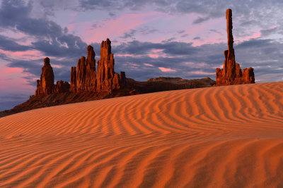 AZ - Monument Valley Sanddunes First Light 1.jpg