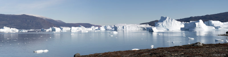  Iceberg graveyard - IJsberg kerkhof