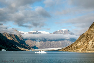 Glacier in fjord - Gletsjer in fjord