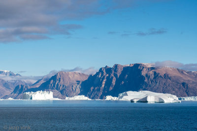 Icebergs in fjord - IJsbergen in fjord