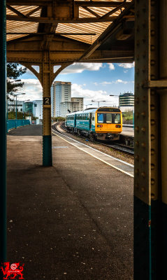 Trains_Cardiff_Queen St_001-Edit.jpg