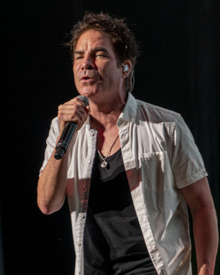 Train and The Goo Goo Dolls in Concert - Mansfield, MA