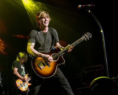 Train and The Goo Goo Dolls in Concert - Mansfield, MA
