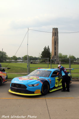 Lawless Alan . AutoParkIT / Ford Mustang