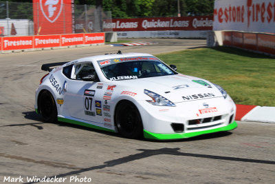 ...NISSAN 370Z