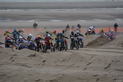 Beach Cross D7-19_098 (1024x768).JPG