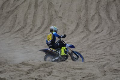 Beach Cross D7-19_106 (1024x768).JPG