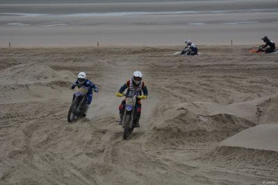 Beach Cross D7-19_126 (1024x768).JPG