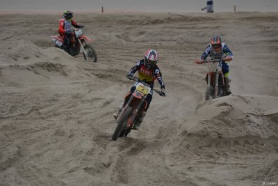 Beach Cross D7-19_128 (1024x768).JPG