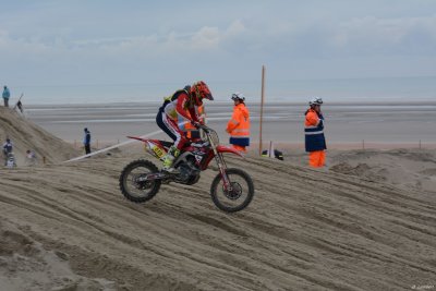 Beach Cross D7-19_140 (1024x768).JPG